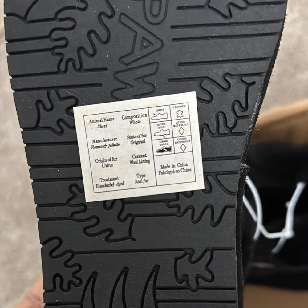 Bearpaw Black Suede Boots ABBY NEW IN BOX SIZE 7